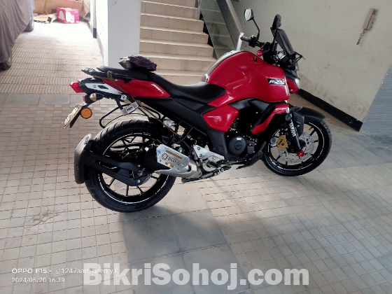 Yahama FZS V3, Model 2021 .Reg 2021
